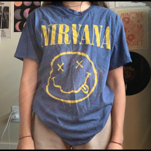 blue and yellow nirvana graphic tee - Picture 2 of 2